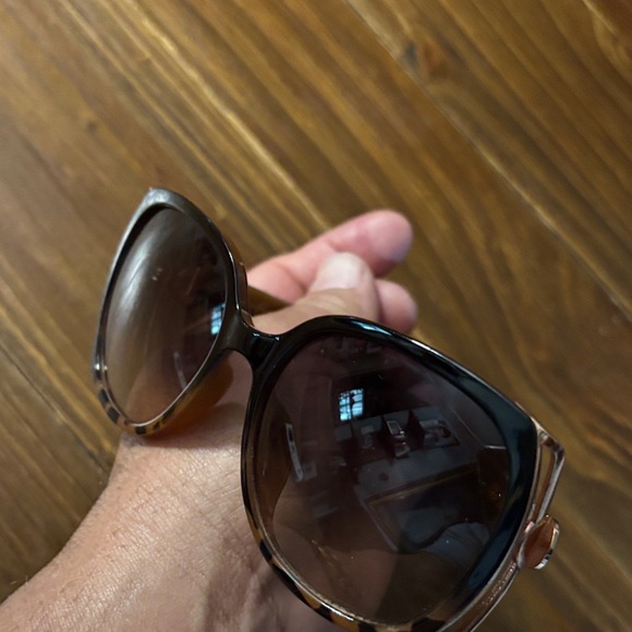 Jessica Simpson Tortoise Shell Sunglasses
